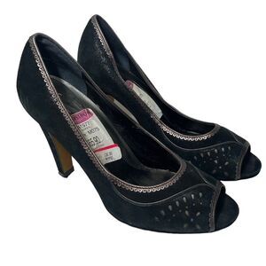 NWT Linea Paolo Black Peep Toe Heels